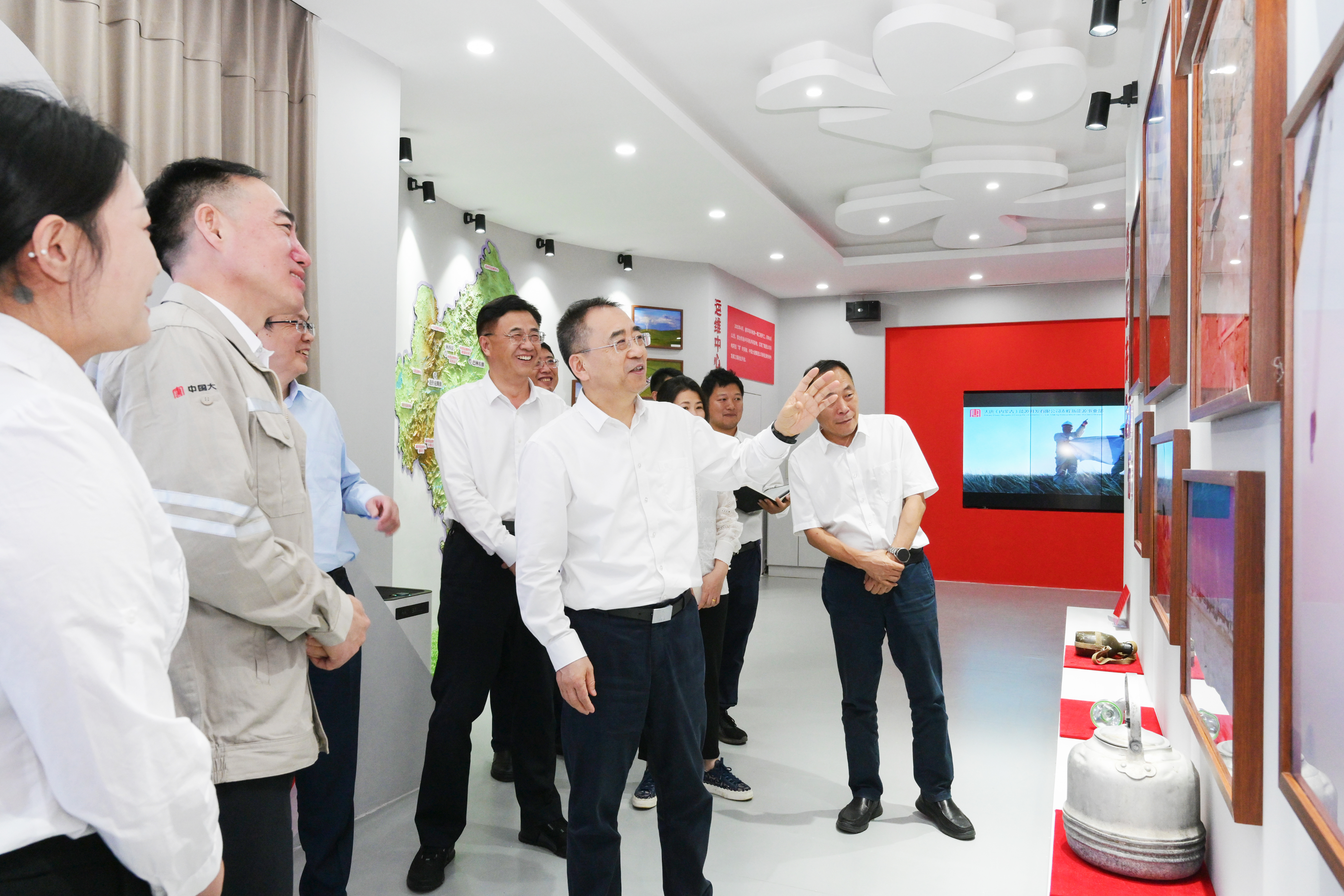 1723247382454070131.jpg 0d2644b9e5fc72167fabde1fd60b4b6.jpg